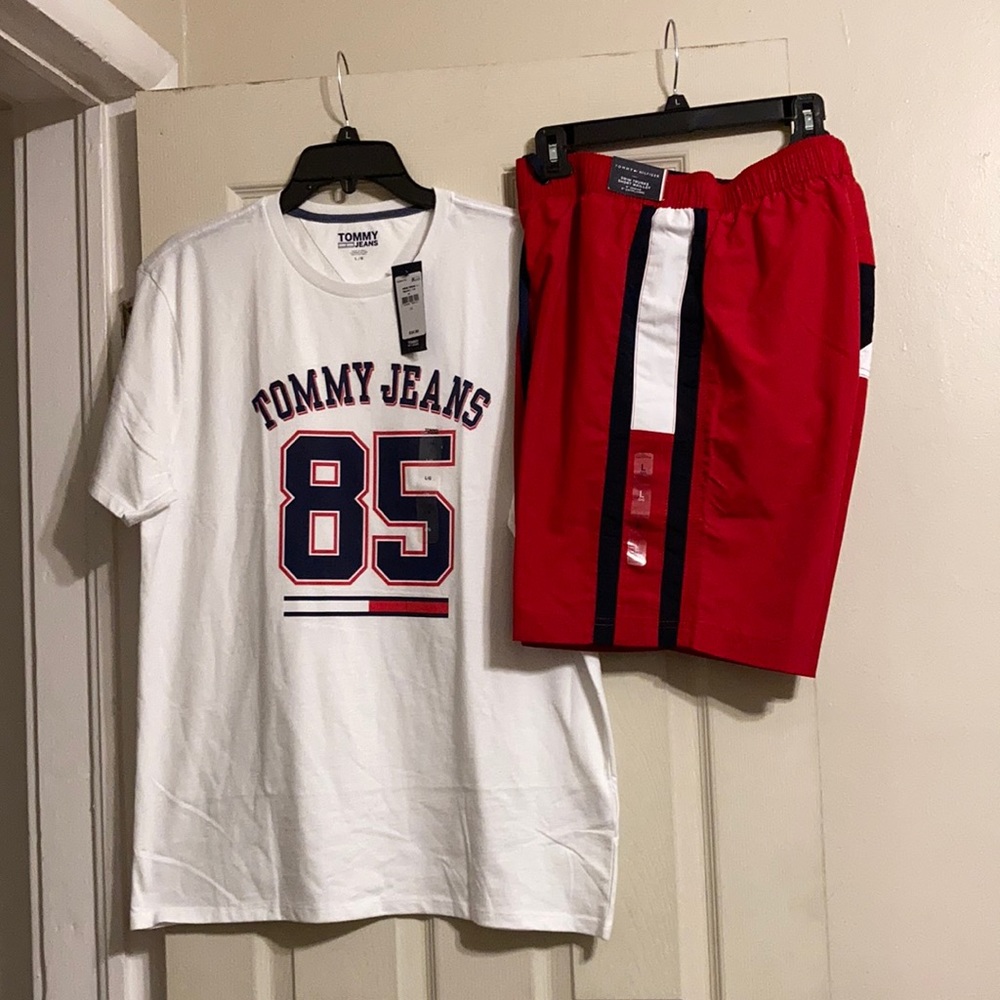 Tommy Hilfiger- Tommy Jeans